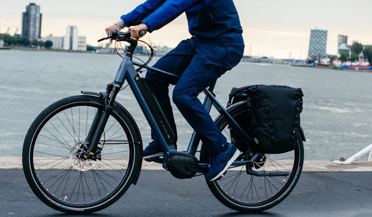 AGU Section Regenbroek Essential Heren - Blauw - L - Waterdicht & Ademend 18 AGU Section Regenbroek Essential Heren - Blauw - L - Waterdicht & Ademend - Afbeelding 16