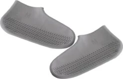 Siliconen Unisex Waterdichte Overschoenen Grijs Maat M 35-38 - Herbruikbaar – Anti Slip Regen Overschoen - Schoenhoesjes - Waterdichte Schoenbeschermers - Regenhoes – Schoenovertrek - Regenlaarzen -Regenjassenwinkel 1200x776