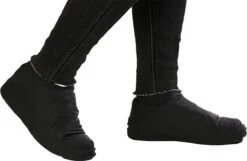 Siliconen Unisex Waterdichte Overschoenen Zwart Maat L 39-44 - Herbruikbaar – Anti Slip Regen Overschoen - Schoenhoesjes - Waterdichte Schoenbeschermers - Regenhoes – Schoenovertrek - Regenlaarzen -Regenjassenwinkel 1200x782 1