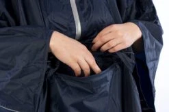 Ralka Poncho - Zwart - Volwassenen -Regenjassenwinkel 1200x799 22