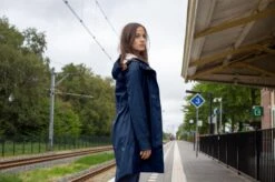 Ralka Regenjas Dames - Mizzle - Marine - Maat 36 -Regenjassenwinkel 1200x799 8