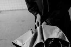 FlinQ Stormparaplu - Windbestendig - Snelheden Tot 120 Km/h - Zwart - Uitschuifbaar -Regenjassenwinkel 1200x800 12