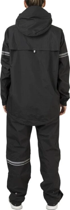 AGU Original Regenpak Essential - Zwart - XXXL - Dames & Heren - Waterdicht & Ademend 27 AGU Original Regenpak Essential - Zwart - XXXL - Dames & Heren - Waterdicht & Ademend -Regenjassenwinkel 404x1200 2