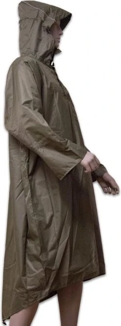 LOWLAND OUTDOOR® Wandelponcho - 100% Waterdicht (10.000mm) - Ademend (8.000g/M²) PFAS Vrij! Medium 15 LOWLAND OUTDOOR® Wandelponcho - 100% Waterdicht (10.000mm) - Ademend (8.000g/M²) PFAS Vrij! Medium -Regenjassenwinkel 448x1200 1