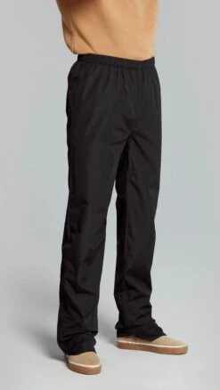 Basil Hoga Regenbroek Unisex - Zwart - Maat M 28 Basil Hoga Regenbroek Unisex - Zwart - Maat M -Regenjassenwinkel 677x1200