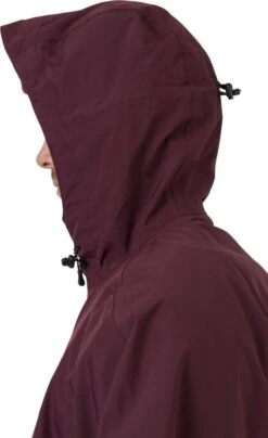 AGU Grant Regenponcho Essential Unisex - Bordeaux - One Size - Dames & Heren - Waterdicht & Ademend -Regenjassenwinkel 733x1200 1